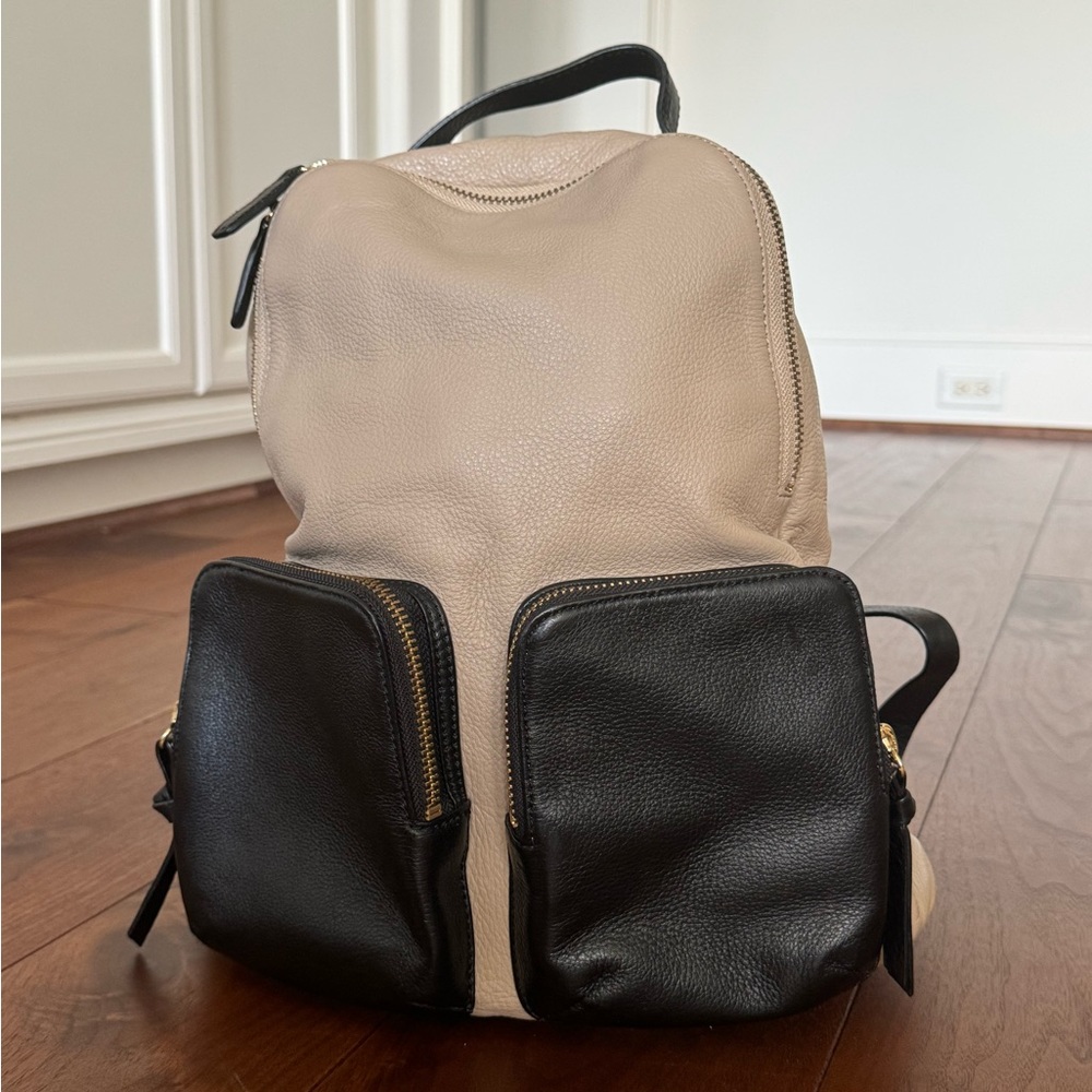 KENNETH COLE Leather Cargo Backpack EXC